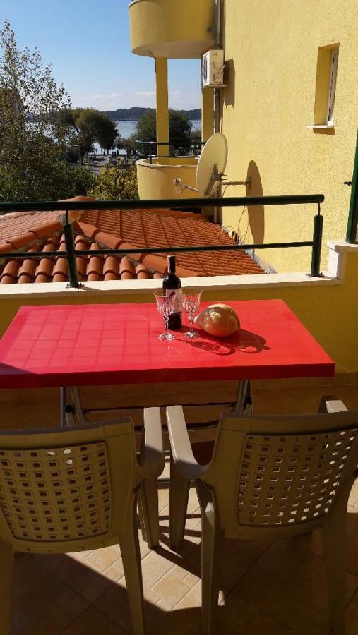Apartmani Bilan Vodice Zewnętrze zdjęcie